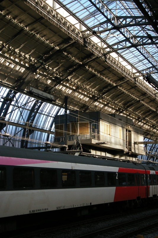 05. Amsterdam Central Track 10-11